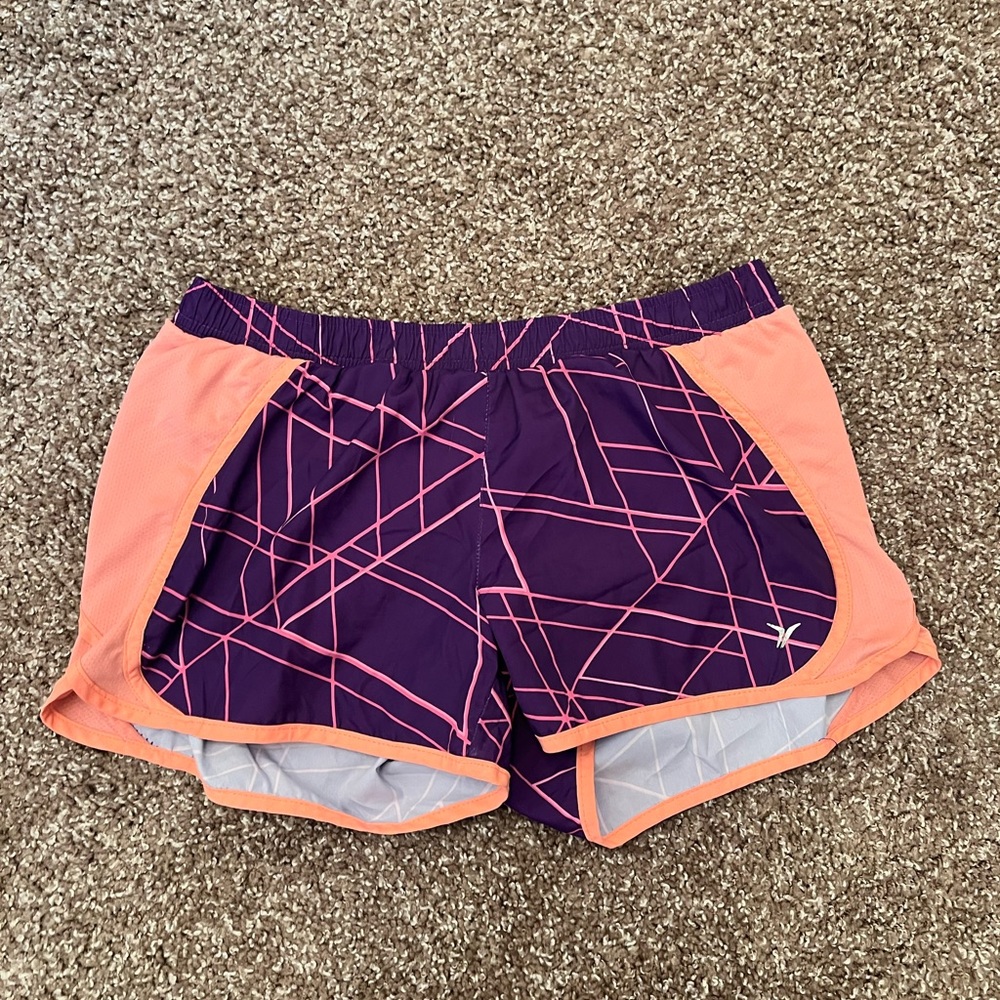 Patterned athletic shorts